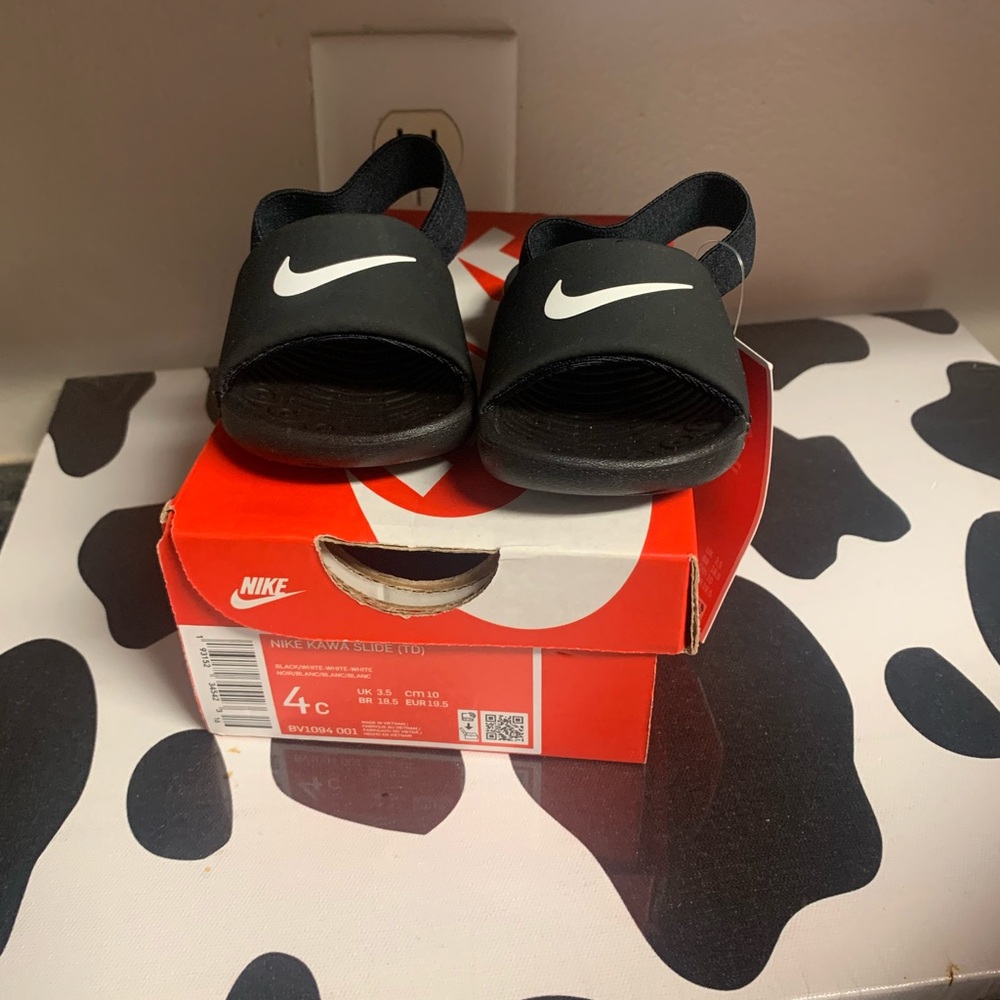 Nike Kids Black Slide Sandals